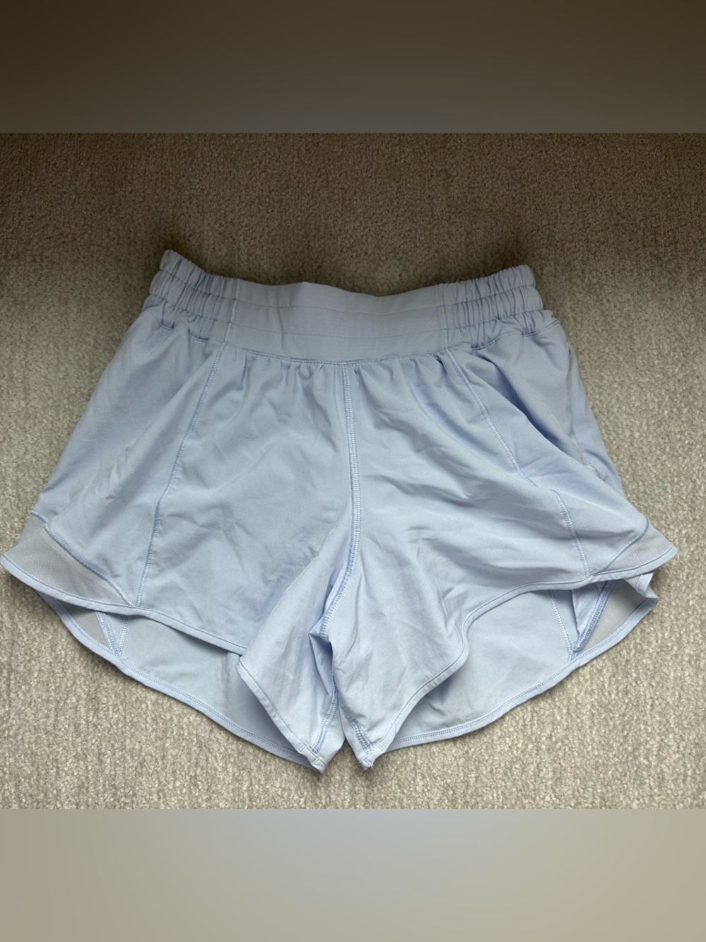 Lululemon Light Blue Hotty Hot shorts- size 4, 4 inch